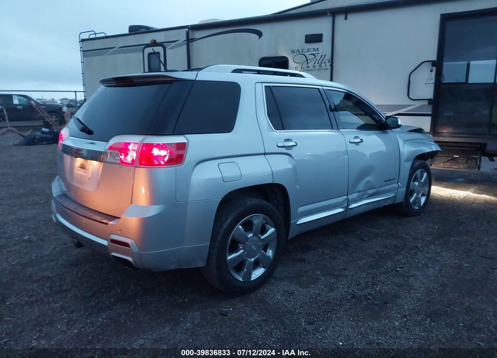 2015 GMC TERRAIN DENALI VIN: 2GKFLUE35F6132347