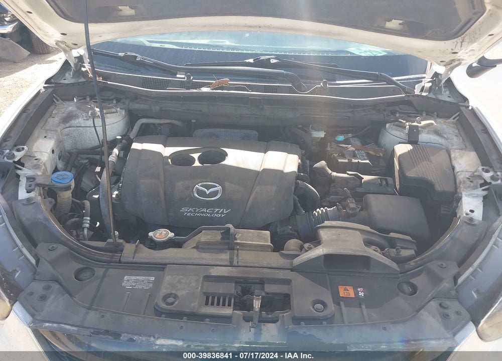 2015 MAZDA CX-5 VIN: JM3KE2DYXF0444623