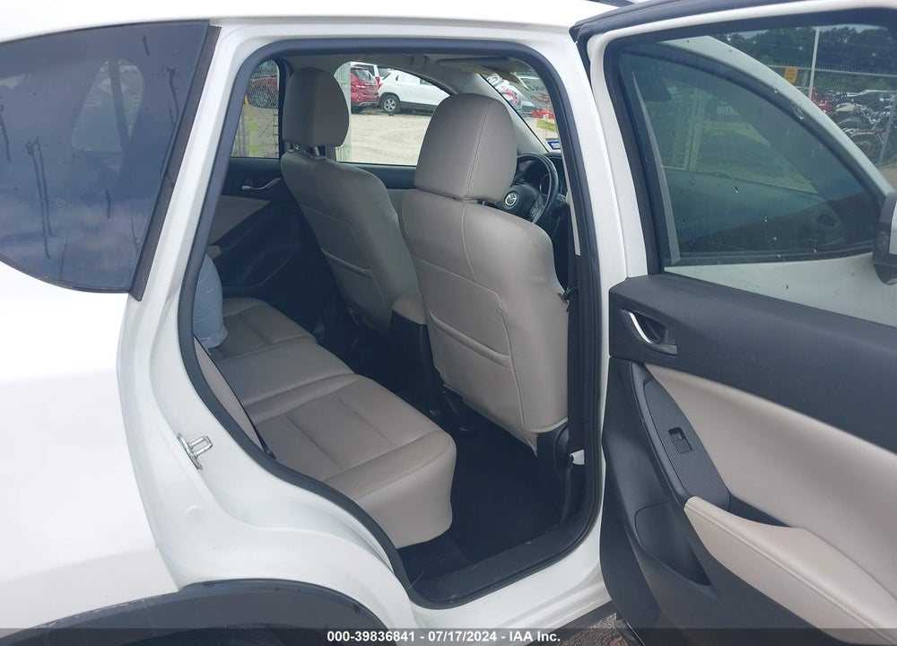 2015 MAZDA CX-5 VIN: JM3KE2DYXF0444623