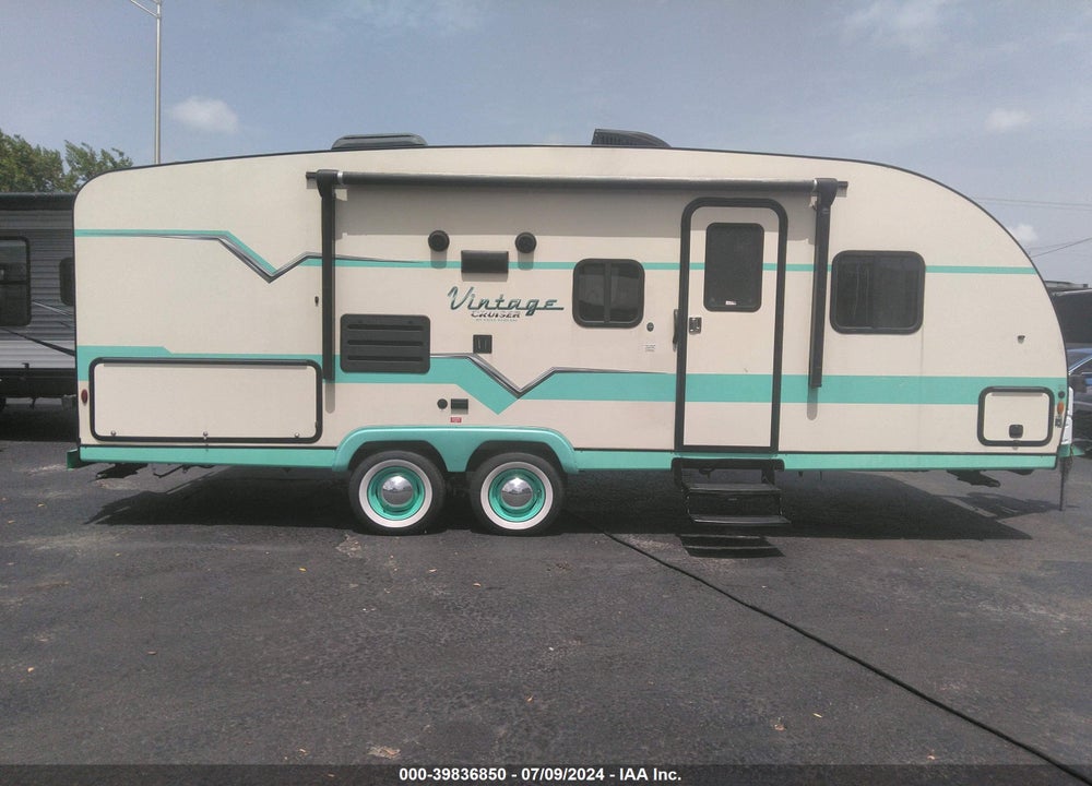 2020 GULFSTREAM VINTAGE VIN: 1NL1G2629L7039180
