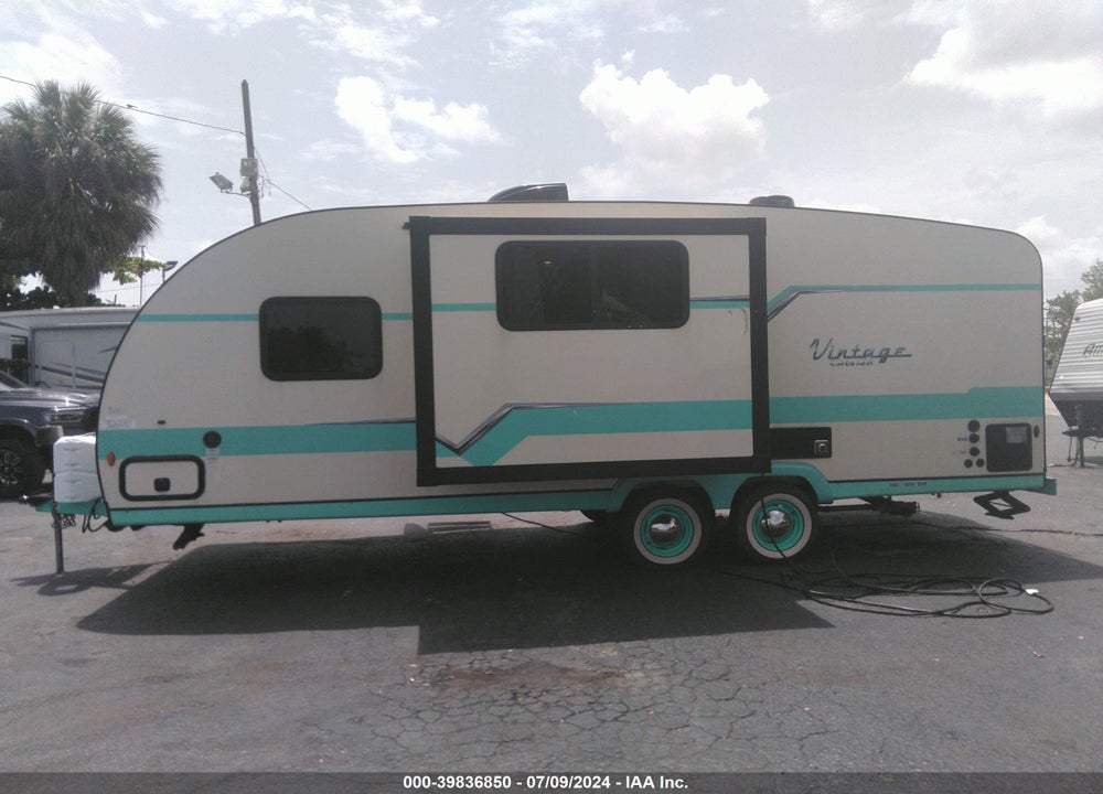 2020 GULFSTREAM VINTAGE VIN: 1NL1G2629L7039180