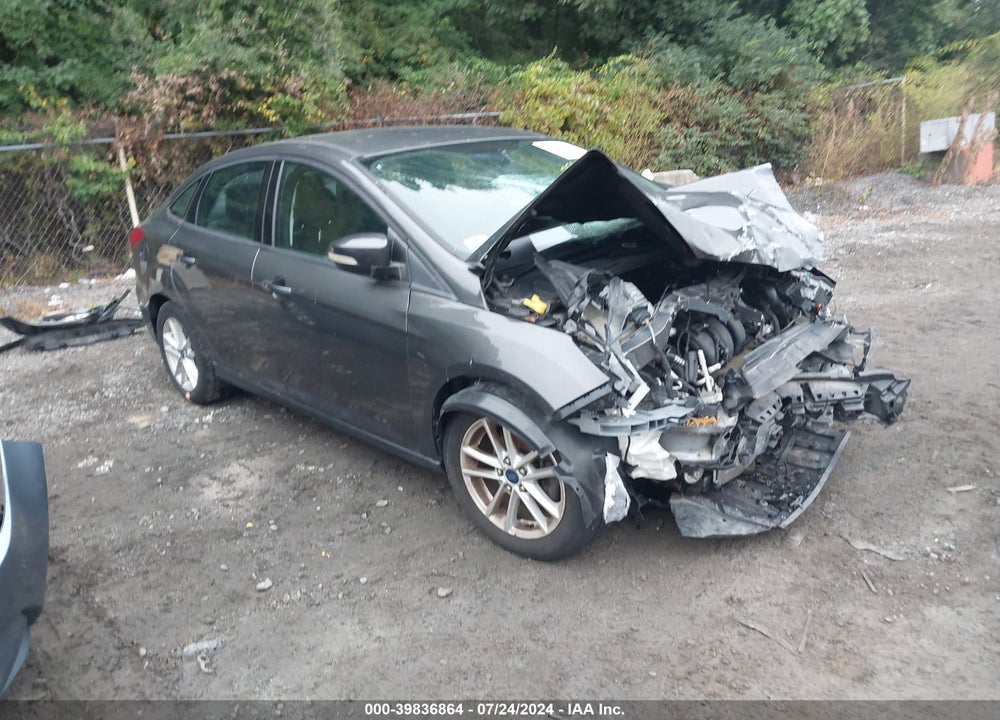 2015 FORD FOCUS SE VIN: 1FADP3F23FL267086