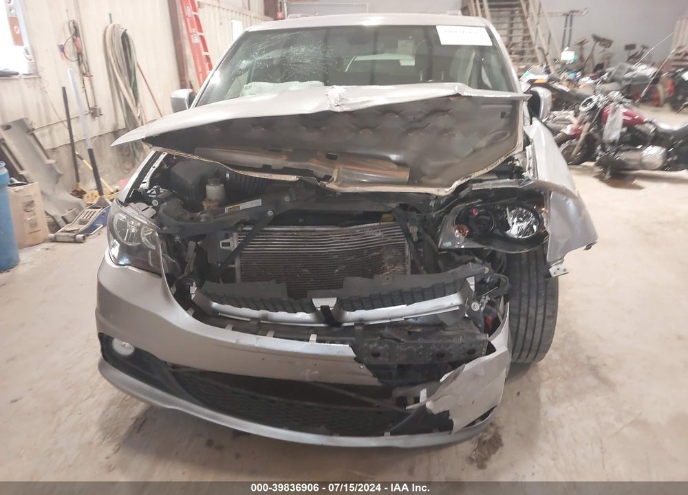 2018 DODGE GRAND CARAVAN GT VIN: 2C4RDGEG5JR284307