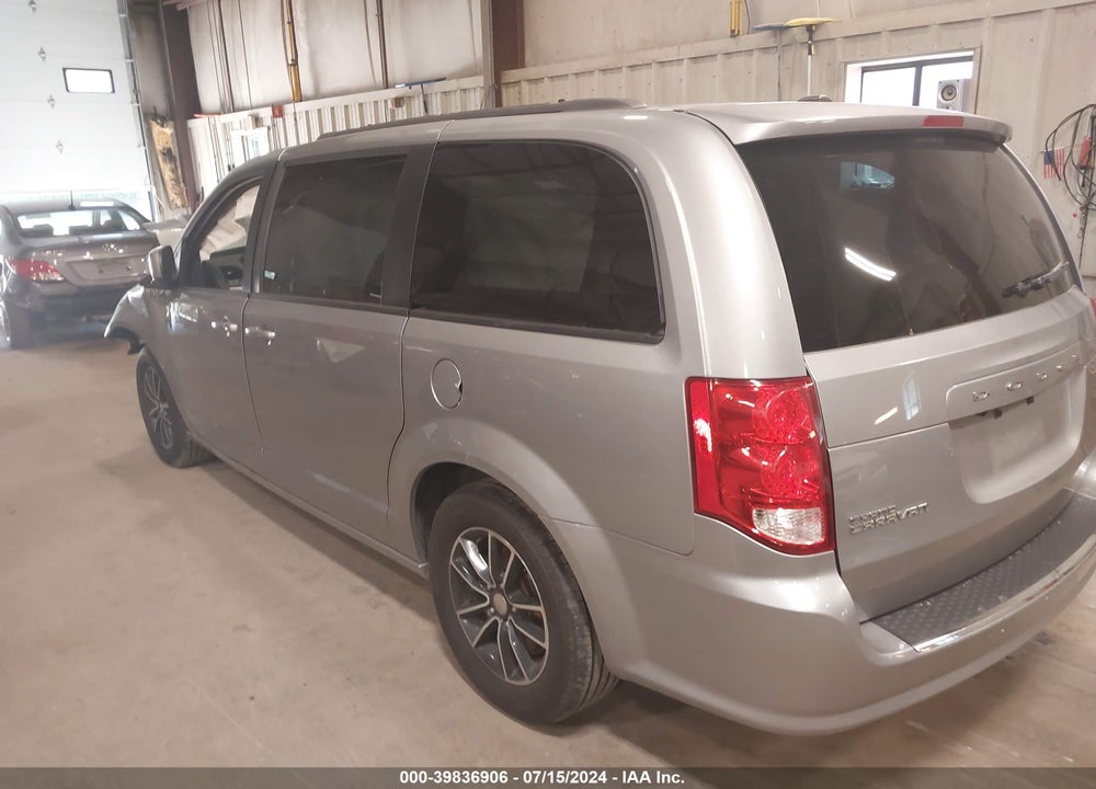 2018 DODGE GRAND CARAVAN GT VIN: 2C4RDGEG5JR284307