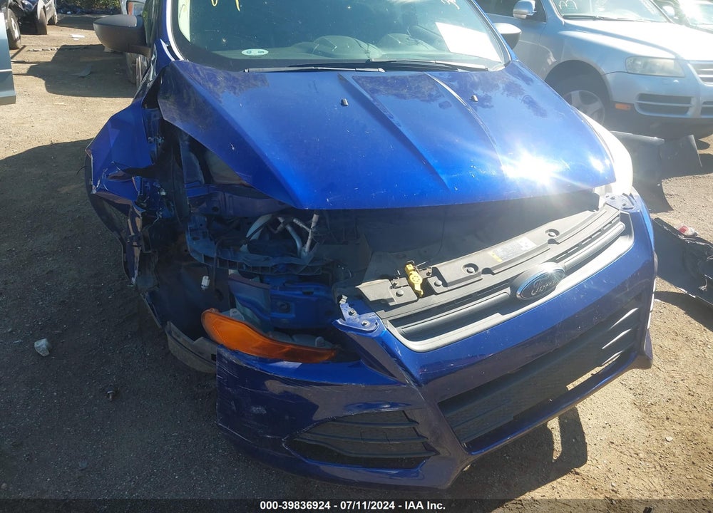 2013 FORD ESCAPE S VIN: 1FMCU0F75DUC01800