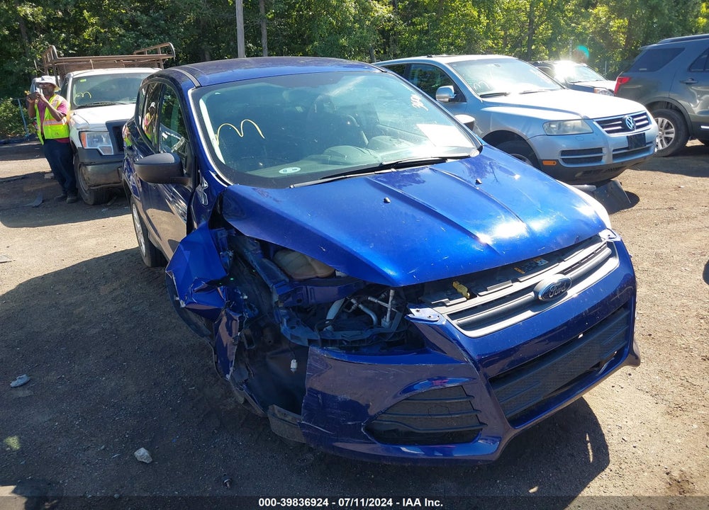 2013 FORD ESCAPE S VIN: 1FMCU0F75DUC01800