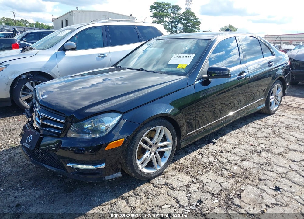 2013 MERCEDES-BENZ C 300 LUXURY 4MATIC/SPORT 4MATIC VIN: WDDGF8AB2DR247622