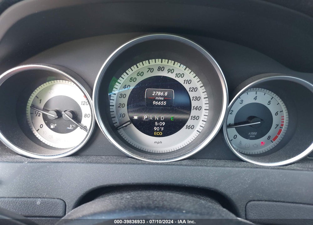 2013 MERCEDES-BENZ C 300 LUXURY 4MATIC/SPORT 4MATIC VIN: WDDGF8AB2DR247622