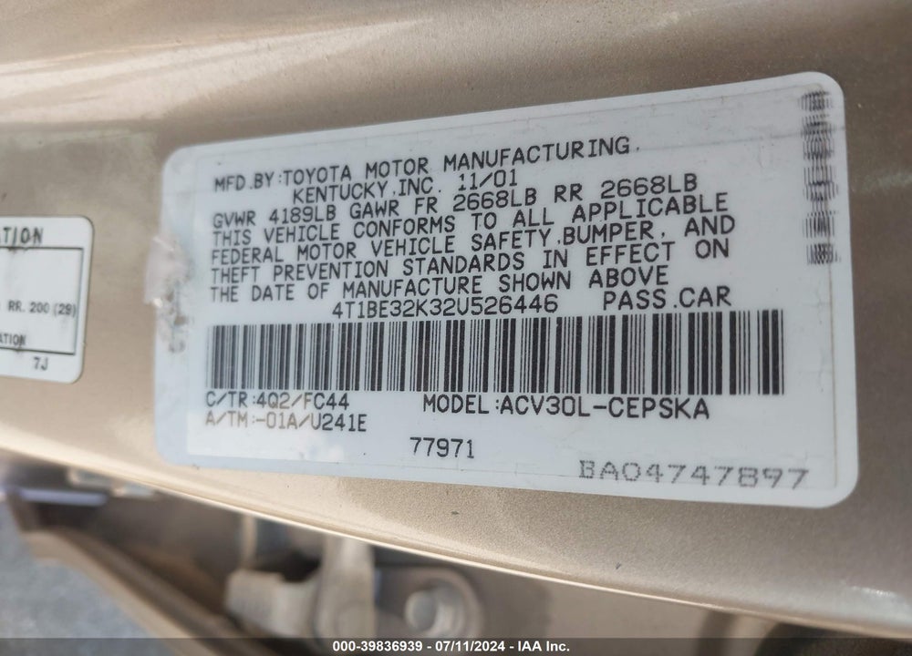 2002 TOYOTA CAMRY SE VIN: 4T1BE32K32U526446