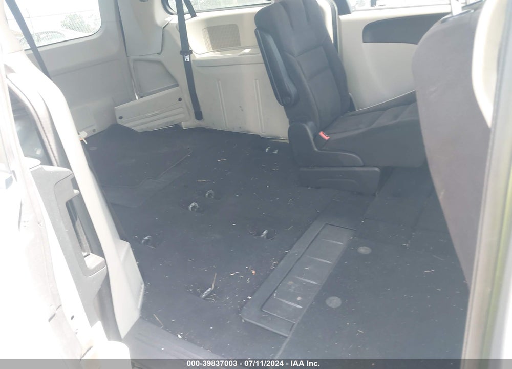 2014 DODGE GRAND CARAVAN SXT VIN: 2C4RDGCG1ER205692