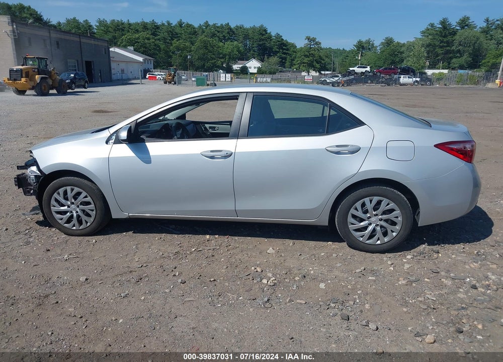 2019 TOYOTA COROLLA LE VIN: 2T1BURHE8KC141215