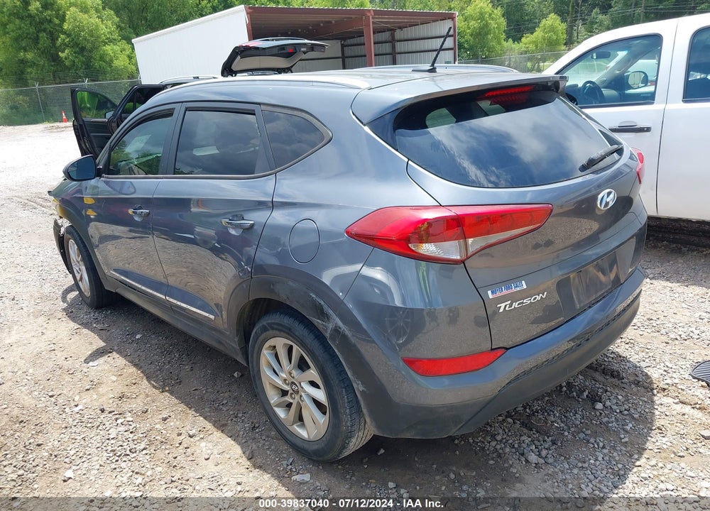 2016 HYUNDAI TUCSON SE VIN: KM8J33A47GU056708
