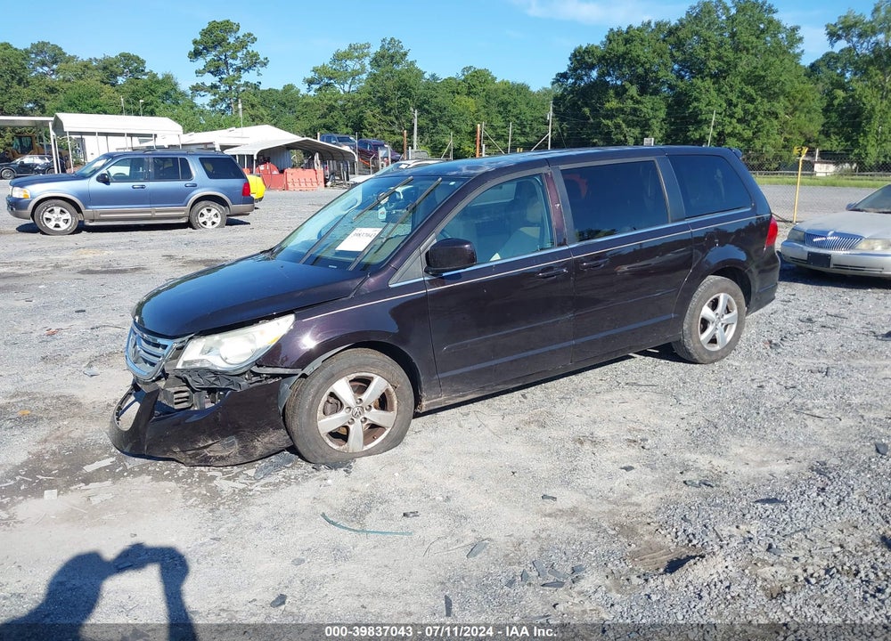 2010 VOLKSWAGEN ROUTAN SE VIN: 2V4RW3D10AR295057
