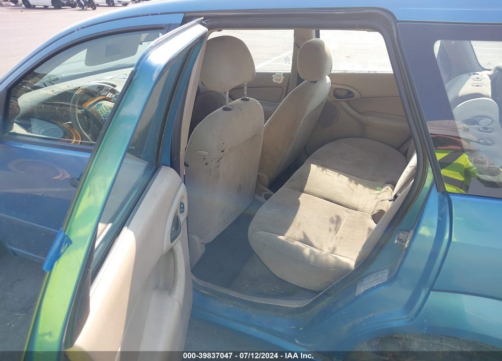 2001 FORD FOCUS SE/SE STREET EDITION VIN: 1FAHP36361W228283