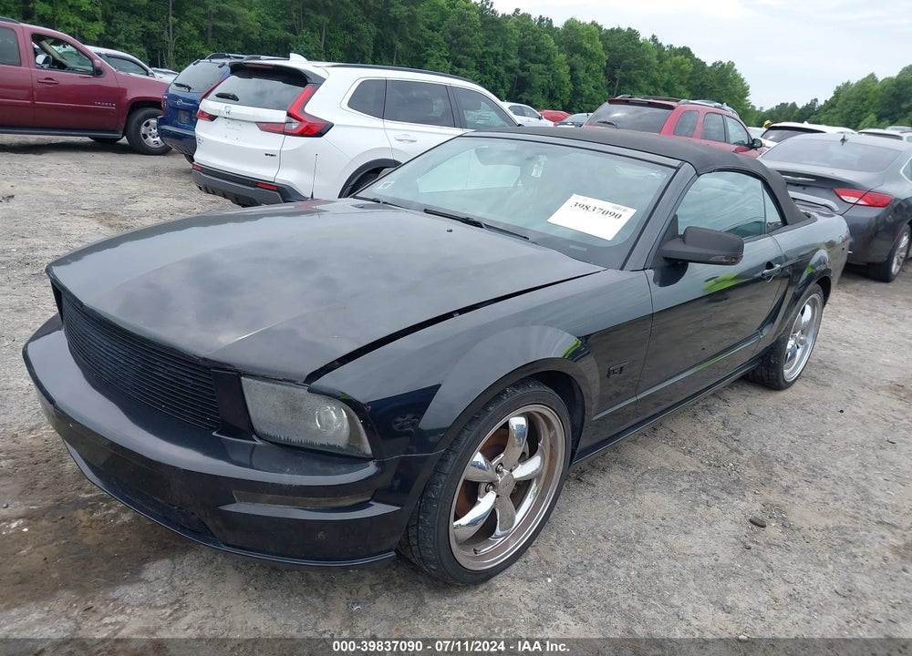 2006 FORD MUSTANG GT VIN: 1ZVHT85H165106036