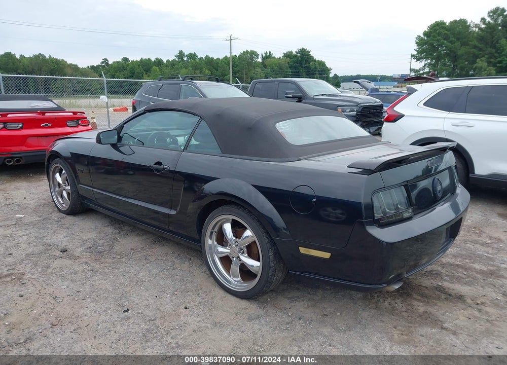 2006 FORD MUSTANG GT VIN: 1ZVHT85H165106036