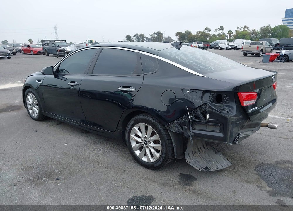 2018 KIA OPTIMA LX VIN: 5XXGT4L34JG265166
