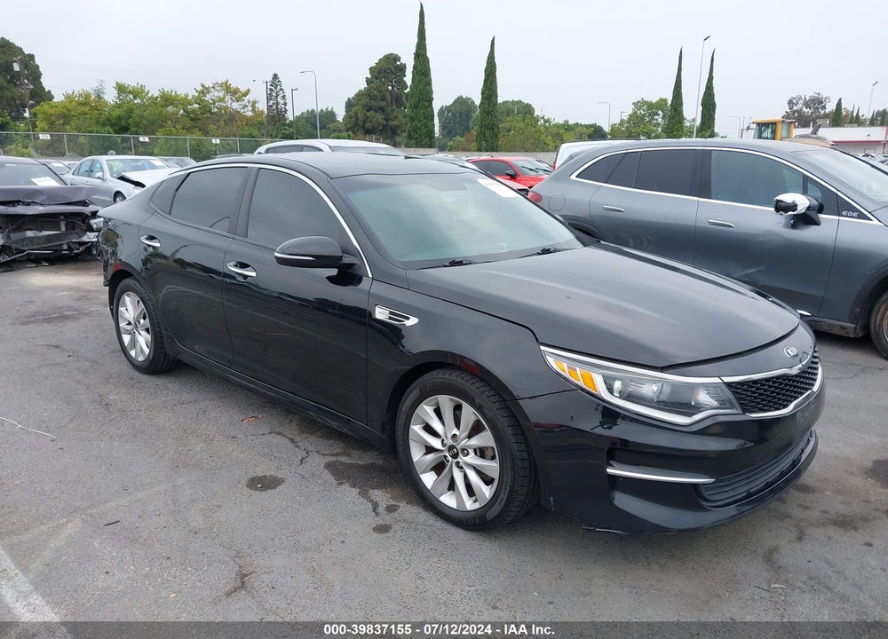 2018 KIA OPTIMA LX VIN: 5XXGT4L34JG265166