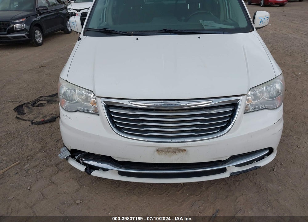2011 CHRYSLER TOWN & COUNTRY TOURING VIN: 2A4RR5DG4BR704805