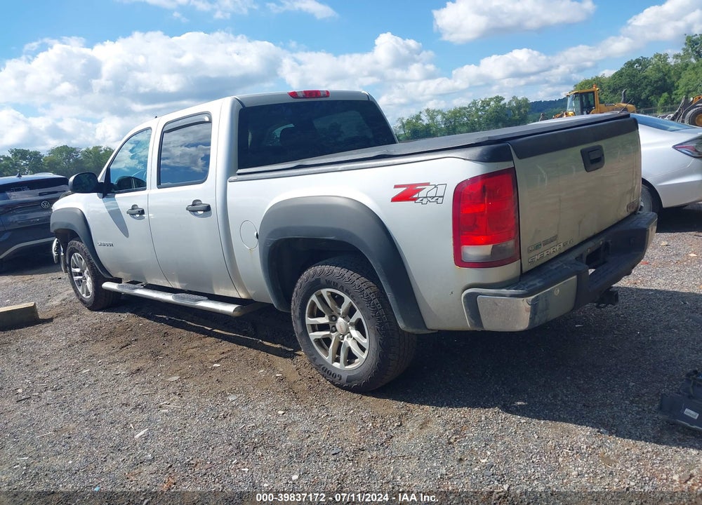 2011 GMC SIERRA 1500 SLE VIN: 3GTP2VE31BG356285