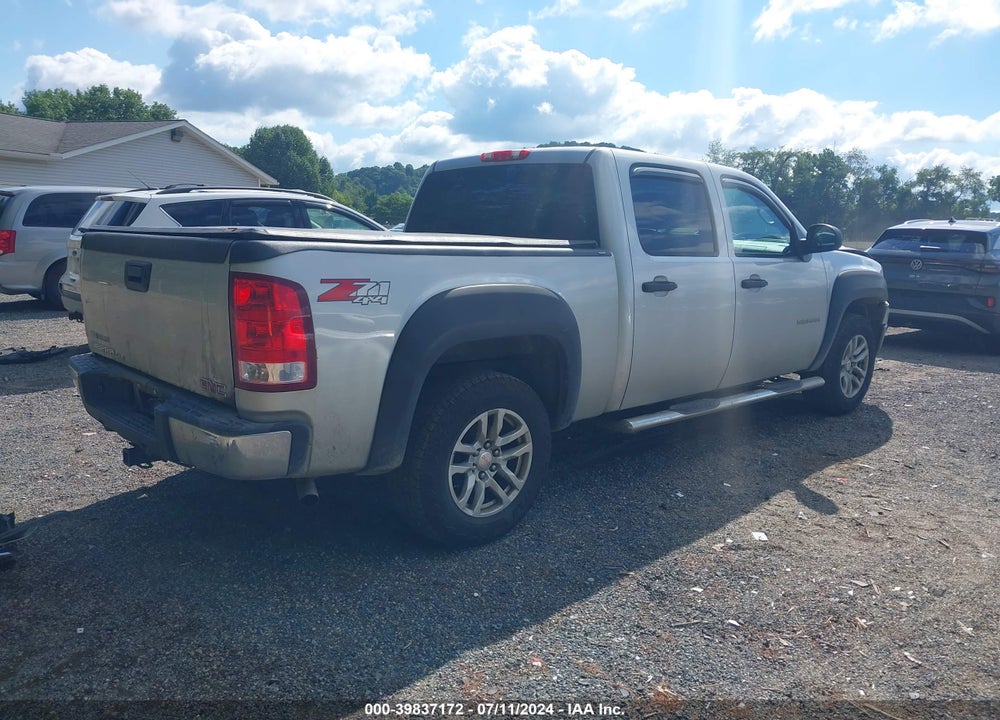 2011 GMC SIERRA 1500 SLE VIN: 3GTP2VE31BG356285
