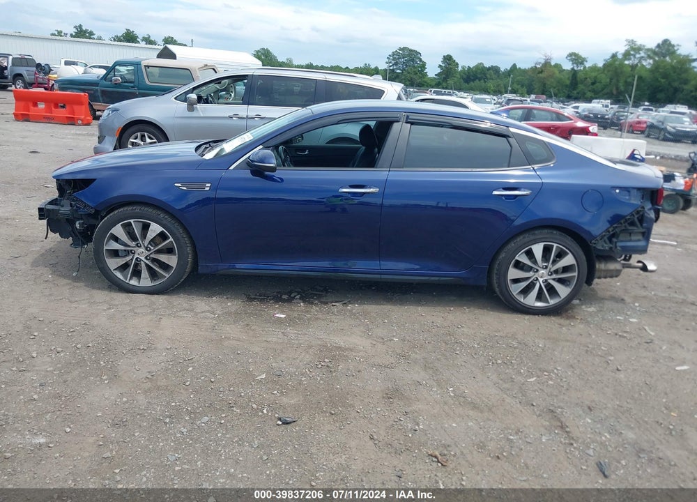 2019 KIA OPTIMA S VIN: 5XXGT4L34KG285659