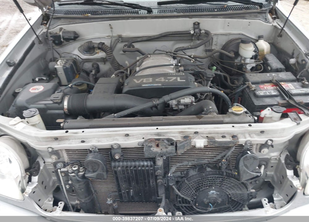 2002 TOYOTA SEQUOIA SR5 V8 VIN: 5TDBT44A52S126316