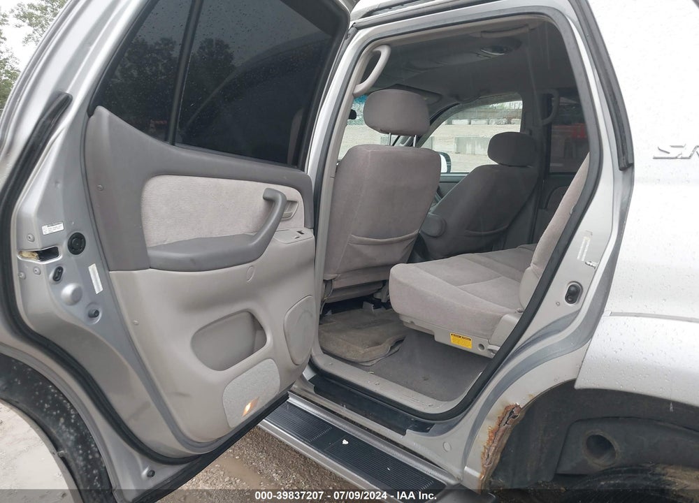2002 TOYOTA SEQUOIA SR5 V8 VIN: 5TDBT44A52S126316