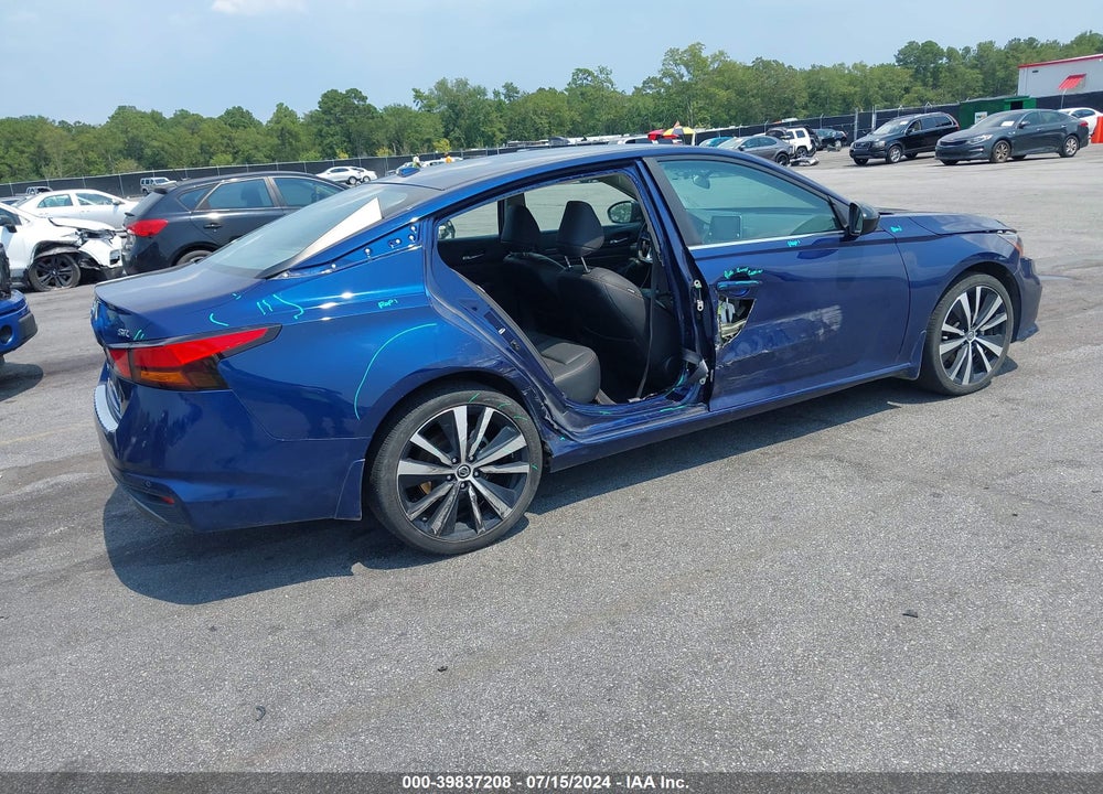 2021 NISSAN ALTIMA SR FWD VIN: 1N4BL4CV6MN389532