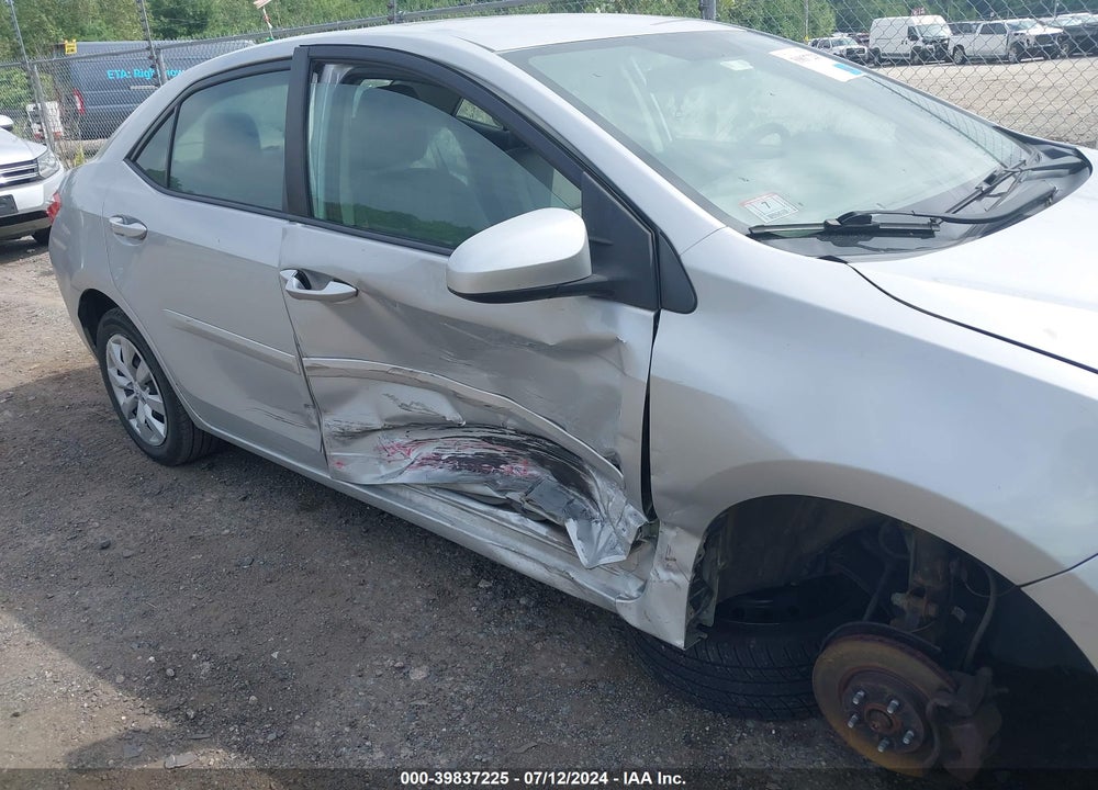 2015 TOYOTA COROLLA LE VIN: 2T1BURHE3FC313303