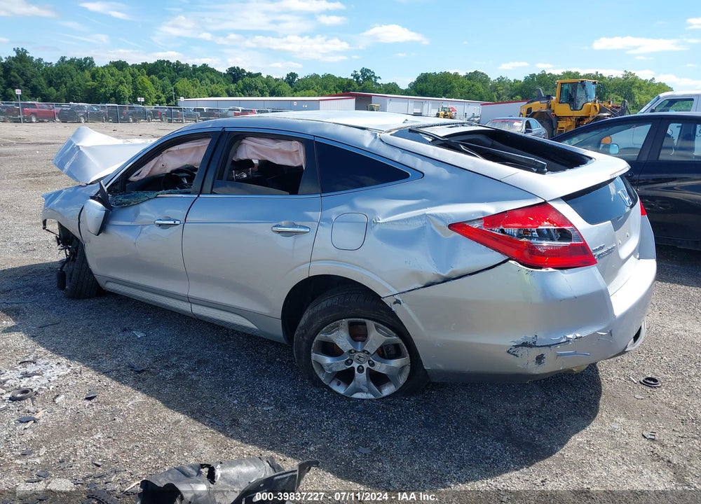 2011 HONDA ACCORD CROSSTOUR EX-L VIN: 5J6TF2H52BL003713