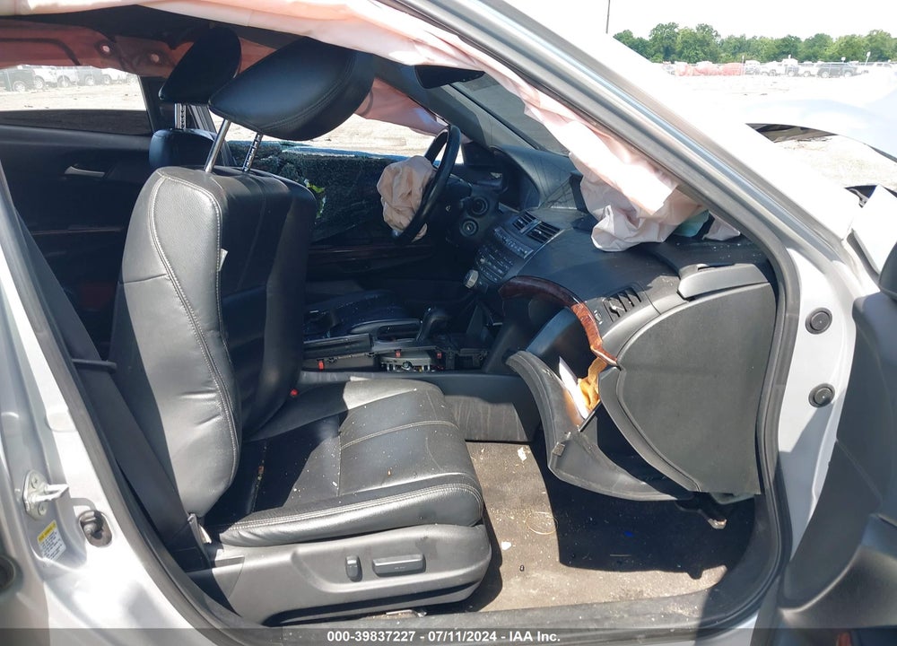 2011 HONDA ACCORD CROSSTOUR EX-L VIN: 5J6TF2H52BL003713