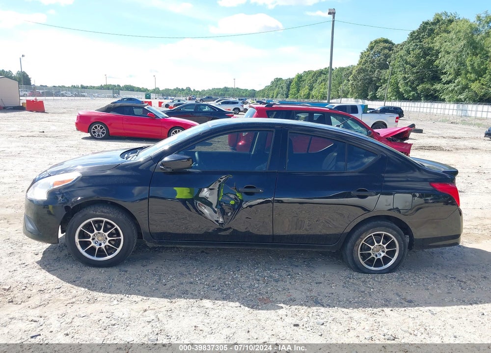 2018 NISSAN VERSA 1.6 S+ VIN: 3N1CN7AP8JL879984
