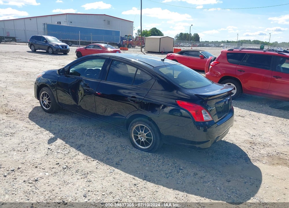 2018 NISSAN VERSA 1.6 S+ VIN: 3N1CN7AP8JL879984