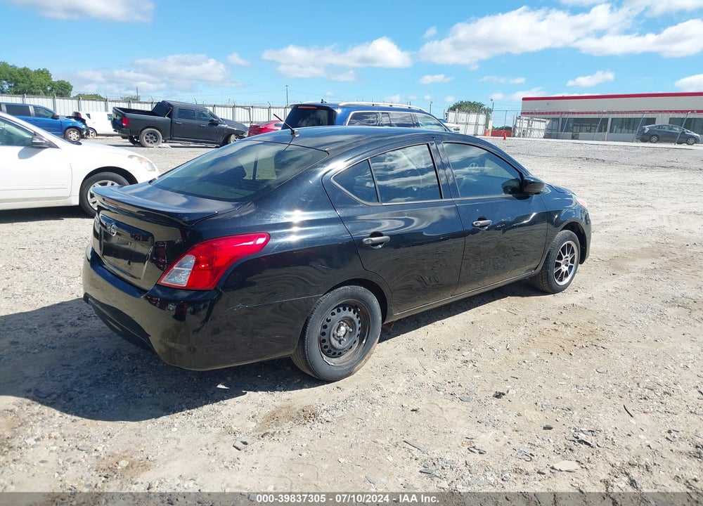 2018 NISSAN VERSA 1.6 S+ VIN: 3N1CN7AP8JL879984