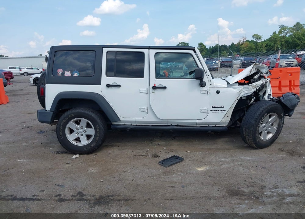 2018 JEEP WRANGLER JK UNLIMITED SPORT S 4X4 VIN: 1C4BJWDG8JL860308