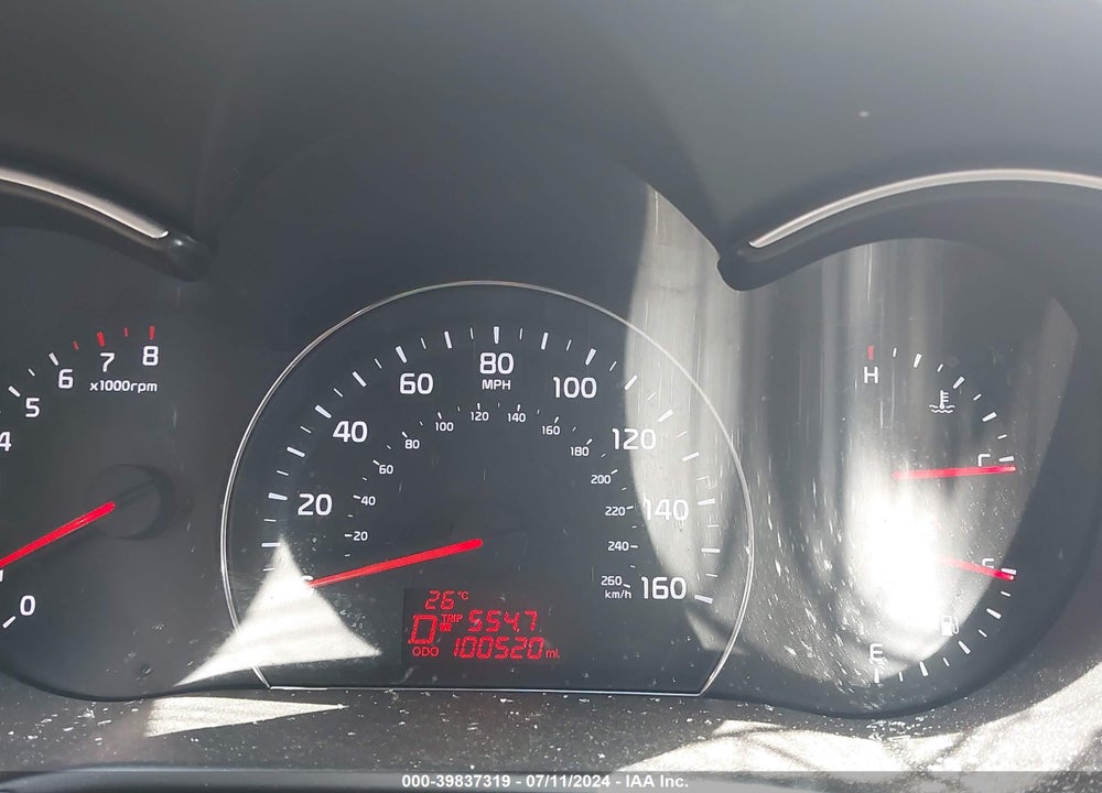 2015 KIA SORENTO LX VIN: 5XYKT4A61FG649805
