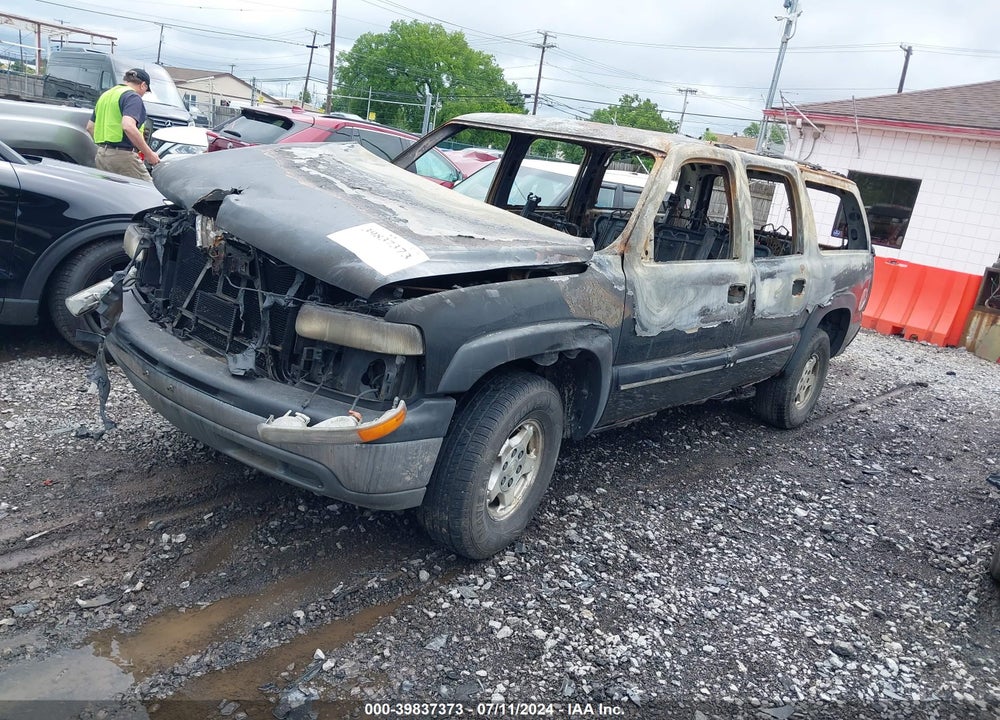 2001 CHEVROLET SUBURBAN 1500 LS VIN: 3GNEC16T01G285677