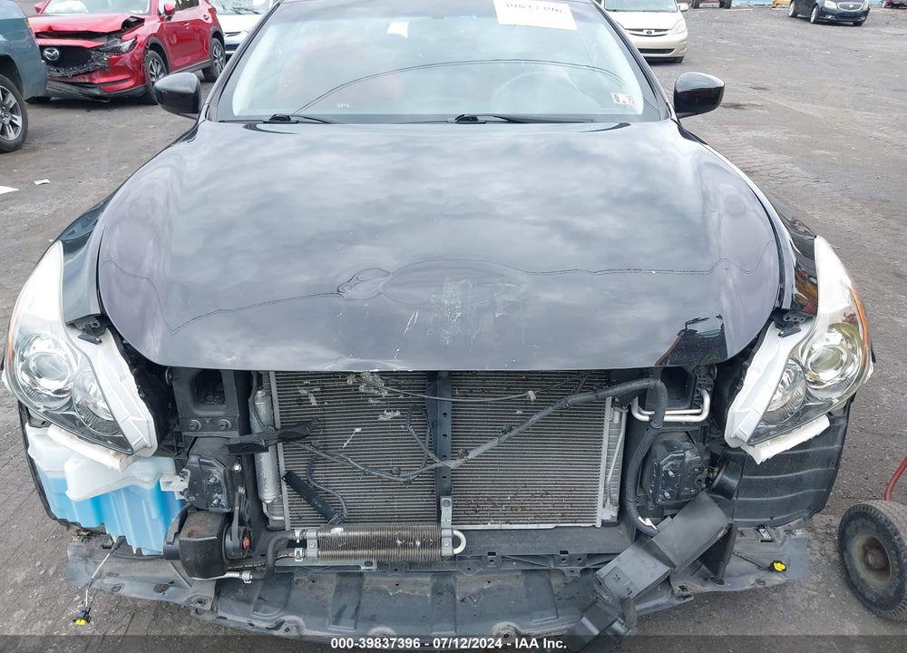 2014 INFINITI Q60/IPL VIN: JN1CV6FE8EM900717