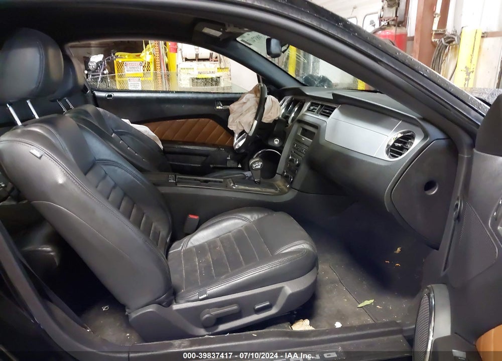 2011 FORD MUSTANG V6 PREMIUM VIN: 1ZVBP8AM0B5103023