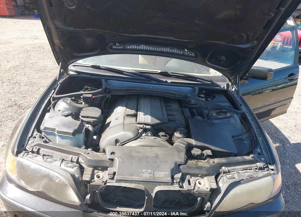 2003 BMW 325XI VIN: WBAEU33423PM57007