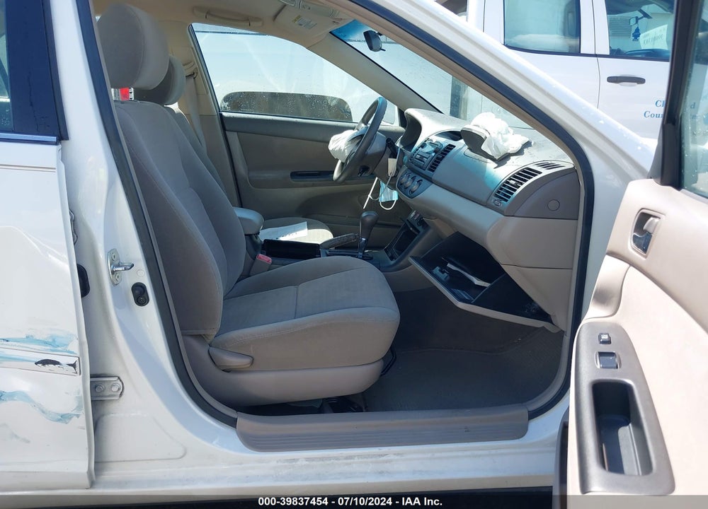 2006 TOYOTA CAMRY LE VIN: 4T1BE32K06U715951