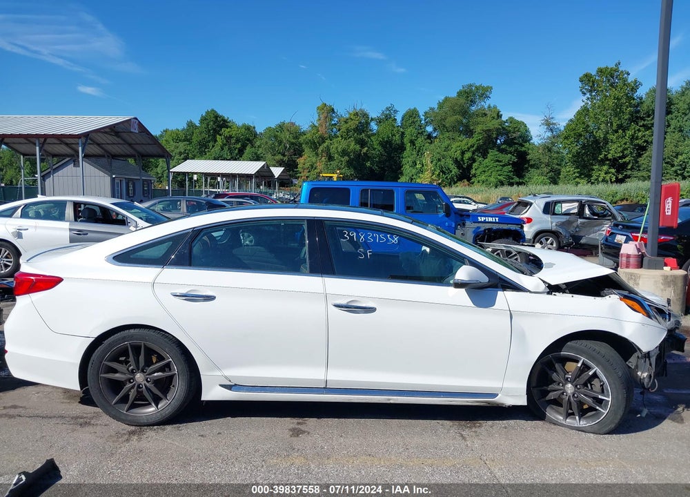 2015 HYUNDAI SONATA SPORT 2.0T VIN: 5NPE34AB1FH045805