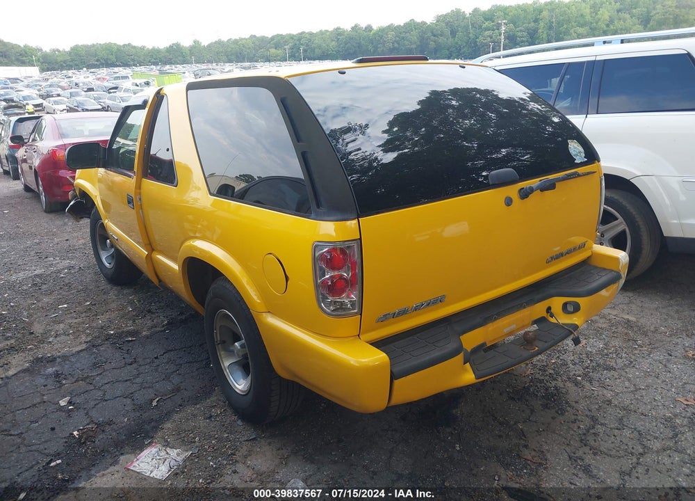 2003 CHEVROLET BLAZER LS VIN: 1GNCS18X73K144305