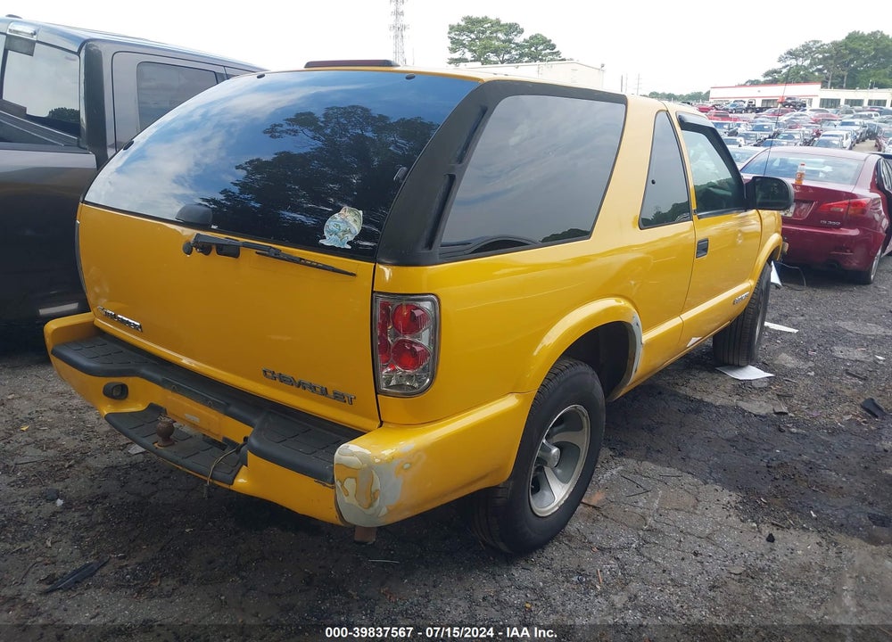 2003 CHEVROLET BLAZER LS VIN: 1GNCS18X73K144305