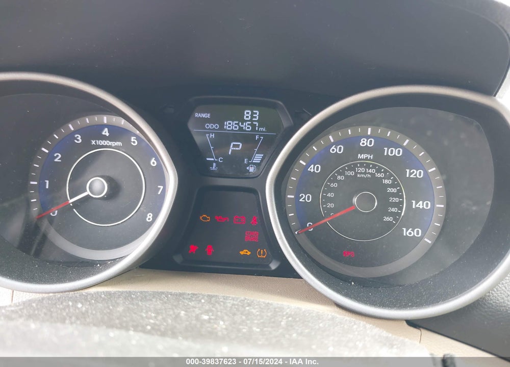 2011 HYUNDAI ELANTRA LIMITED (ULSAN PLANT) VIN: KMHDH4AE5BU161124