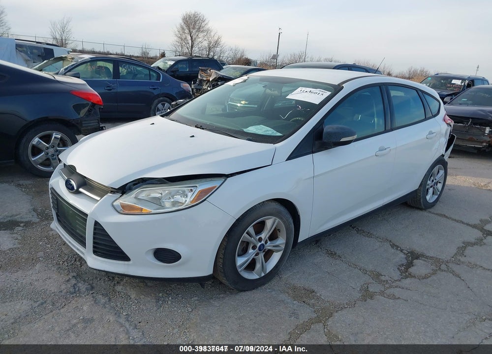 2014 FORD FOCUS SE VIN: 1FADP3K27EL105725
