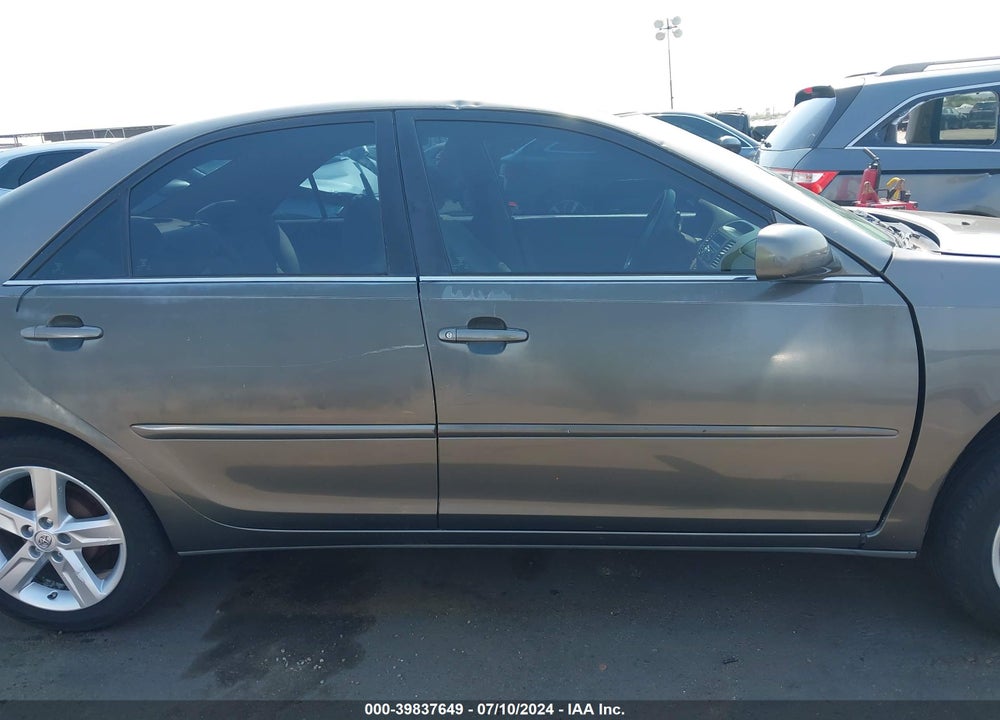2004 TOYOTA CAMRY LE VIN: 4T1BE32K34U913727