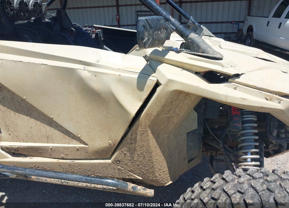 2021 POLARIS RZR PRO XP ULTIMATE VIN: 3NSRAD926MG618469