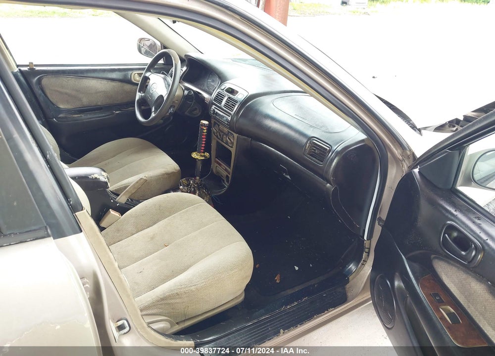 2001 TOYOTA COROLLA LE VIN: 2T1BR12E11C408642